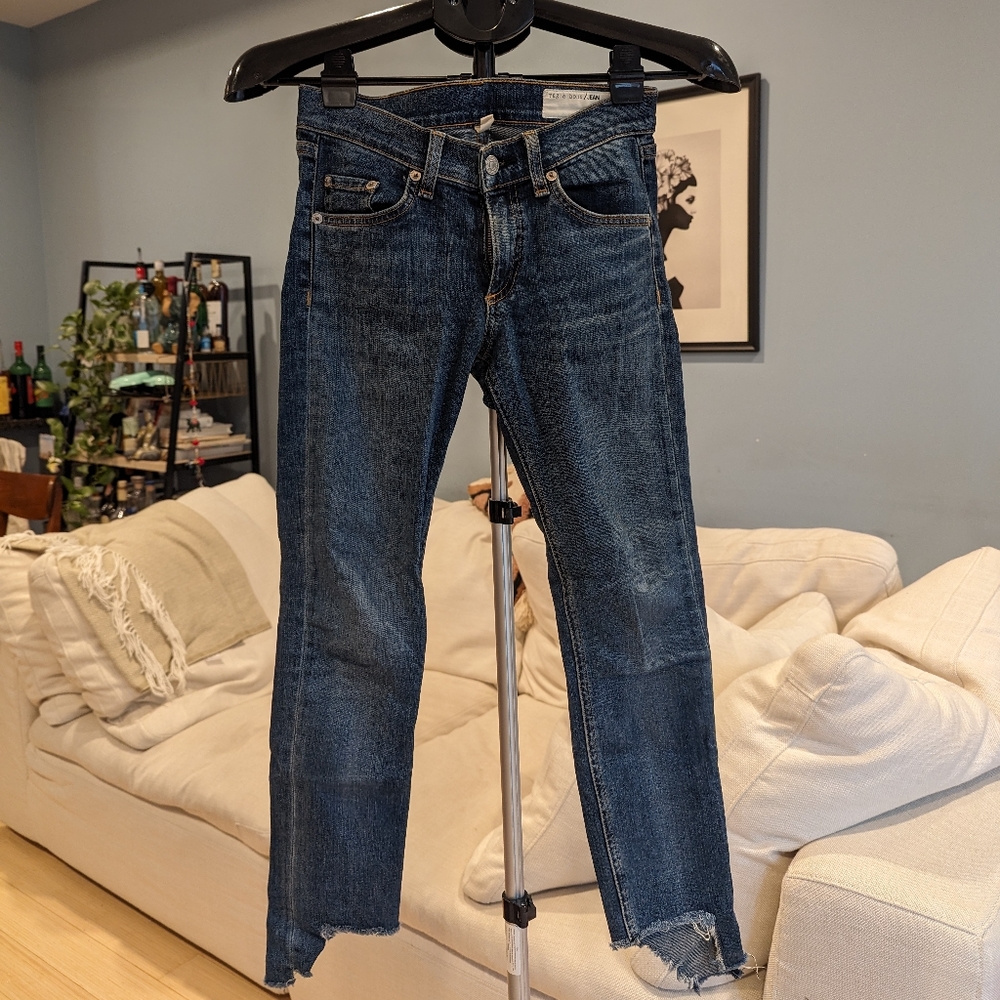 Rag & Bone Mid-Rise Capri Jeans with Asymmetrical Raw Hem